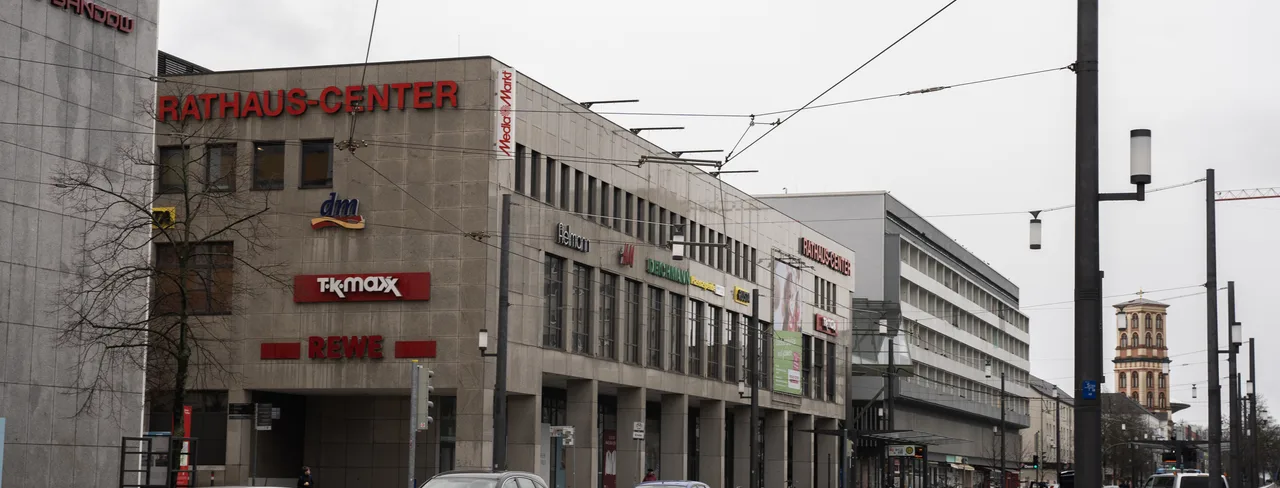 Rathaus-Center Dessau-Roßlau – NAP consistency and local directory listings